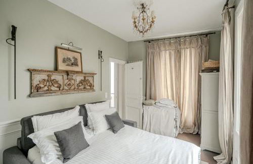 AC 3bds Apt with arc de triomphe view & terrace - Foto 18