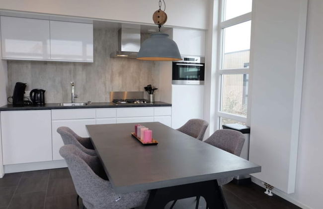 Holiday Home With Motorboat - Photo 5