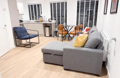 Spacious Modern 1 Bed Apartments in St Neots - Perfect for Contractors & Professionals - Free Parking - WiFi - Fully Equipped Kitchen - Smart TV Ideal for Work Stays and Long Projects - Foto 39