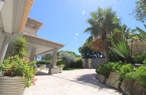 Charming Exceptional Golf Villa in Algarve - Photo 44