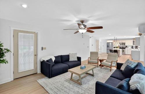 Gray Woodland Escape Golf, Pool & Cinema home - Foto 9