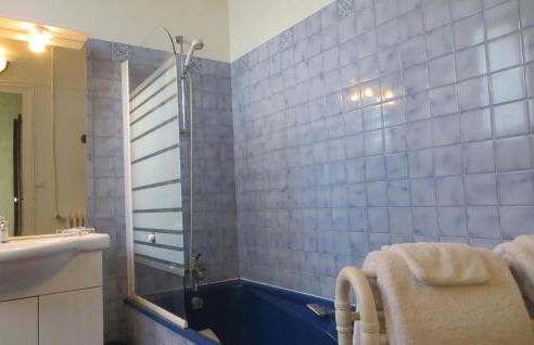 Gorgeous Home In Chinon With Wifi - Foto 24