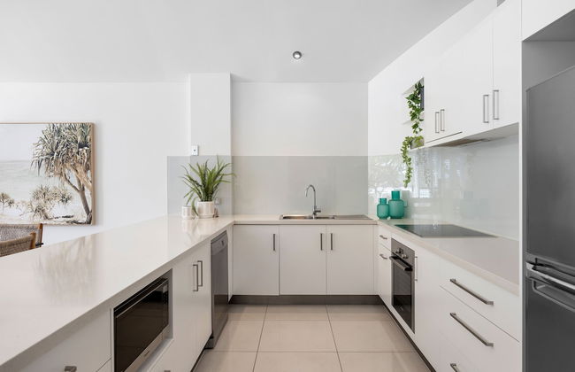 Noosa Outrigger Beach Resort - Photo 75