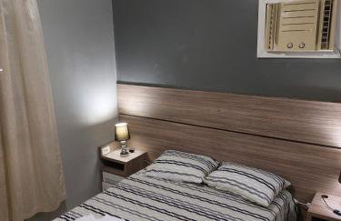 Apartamento a 8 Km do aeroporto e a 13 Km da praia da PontaNegra, próximo aos restaurantes fluantes - Foto 1