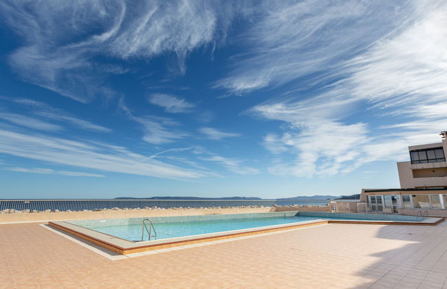 1 bedroom Apartment in Bormes-les-Mimosas with swimming pool and terrace - Photo 22