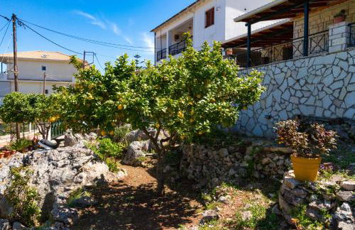 Konstas Stone Island House in Meganisi - Photo 43