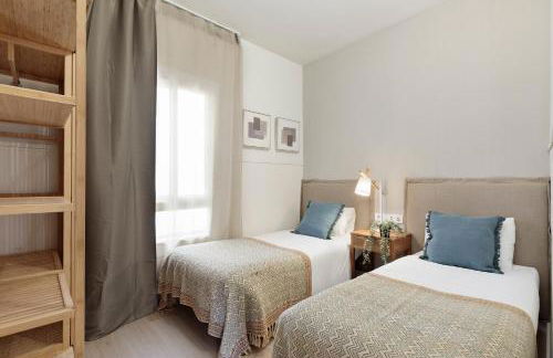 Apartments Sata Sagrada Familia Area - Photo 77