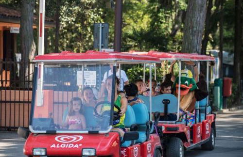 Cozy 2 bedroom Cabin sleeps 5 in Lido di Spina, Italy - Perfect Family Retreat - Foto 7