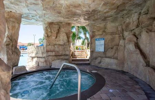 Gorgeous 6 Bedroom w Pool Paradise Palms - Foto 71