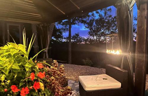 Gorgeous Tiny House with Indoor and Outdoor Lounging Space in Alabama - Foto 75