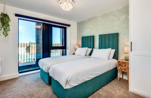 Luxury City Escape - Brand New Stylish 2 Bedroom Apartment with Parking - Foto 11