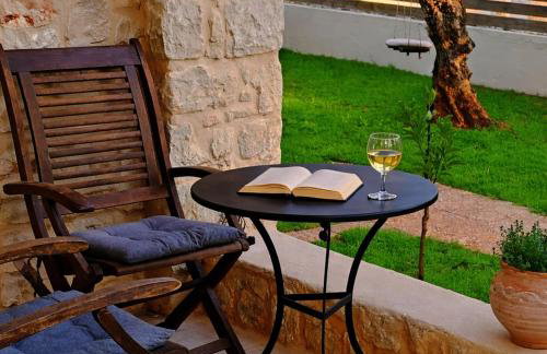 Georges Houses Mani - Foto 1