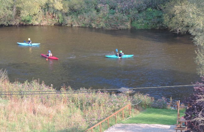 Lovely Modern Cottage With Sauna, Bubble Baths and Even a Beach on the River - Photo 31
