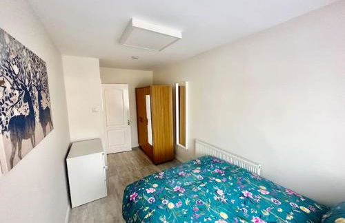 5 Bedroom house in DA7 - Foto 15