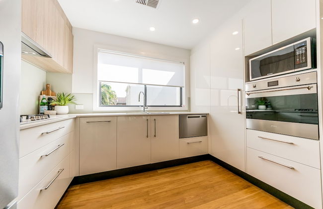 Sandcastle, 26a Winsor Street - Photo 8