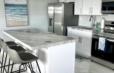 Twin Palms Canal Front - Foto 1