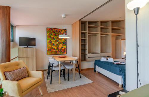 Artistic Studio with Terrace in Foz by HostWise - Foto 14