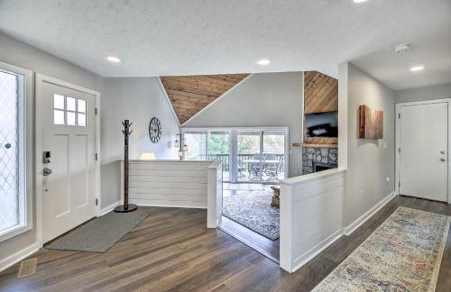 Deck and Mtn Views Fain Chalet in Kingsport - Foto 6