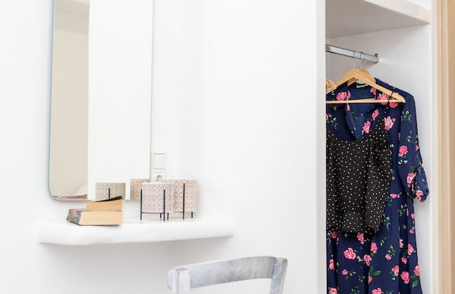 Depis Luxury Suites - Photo 2