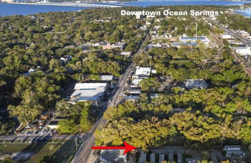 Best Cottage in Ocean Springs- GOLF CART INCLUDED!!! - Photo 21