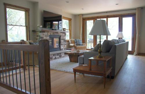 Lakefront Home 4 Bedroom 4 Bath Sleeps 12 - Foto 14