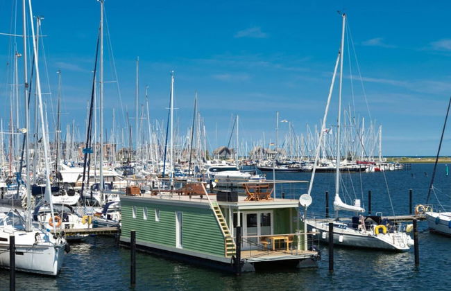 Houseboat Grey Seal Comfortable Vacation Home - Foto 1