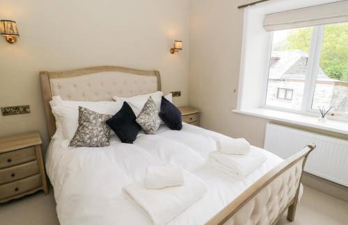 Gwern Borter Manor - Photo 31