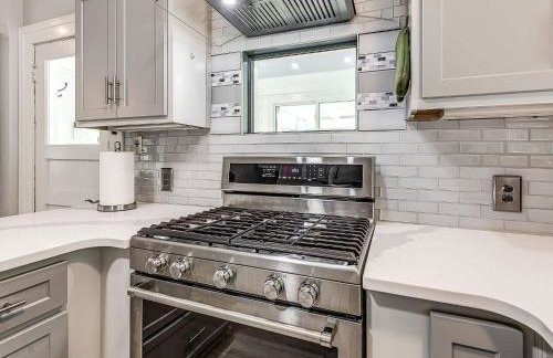 Stylish 3-Bedroom Home in Tulsa - Photo 18