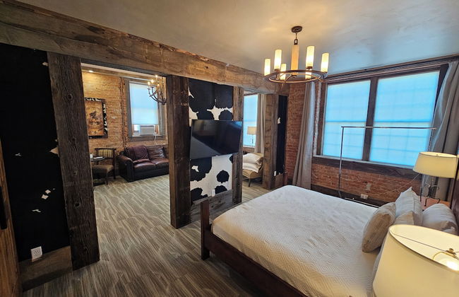 Eaglescape Suites and Event Center - Photo 10