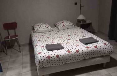 House, lot, secure private parking - Foto 13