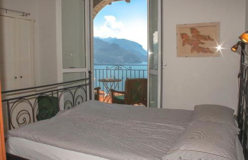 Lovely Cecilia - Foto 12