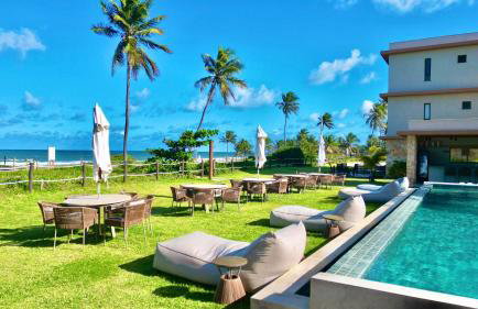 Apartamento Pé na Areia Cond Alphaville Guarajuba - Foto 50