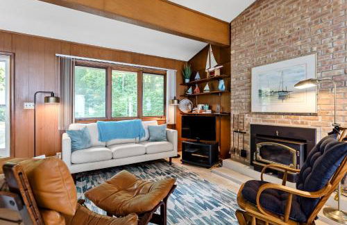 Experience comfort at Graceland, a charming 3-bedroom house - Foto 9