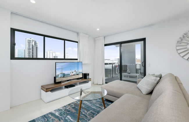 Spice Broadbeach - GCLR - Photo 11