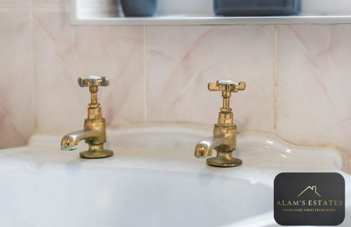 Roundhay Home 4-Bed with Free Parking WI-FI - Foto 21