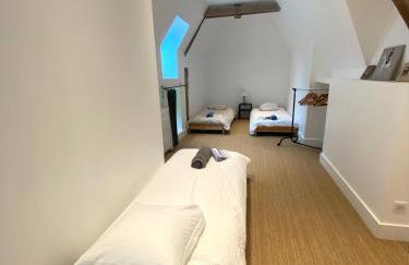 Le Pressoir du Château de Neuville - Piscine chauffée - Jeux - Forêt - Foto 36