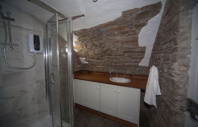 The Priory Cellars Abbots Leigh - Foto 8