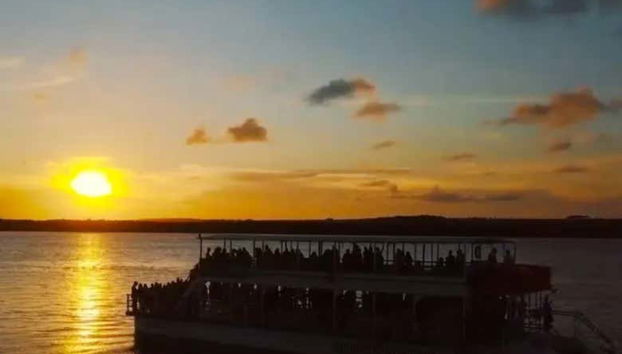 Sunset at Jacaré Beach