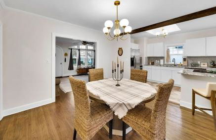 Romantic escape, hot tub, fireplace, massage room! - Foto 37