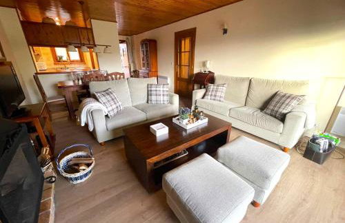 Bonita planta baja con vistas panorámicas y piscina - Foto 1