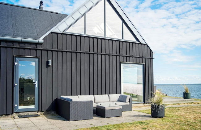 Picturesque Holiday Home in Struer near Sea - Photo 33