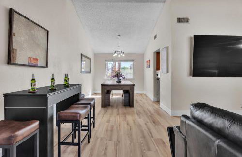 Strip-side Villa Pool, Mini Golf, Casino games - Foto 8