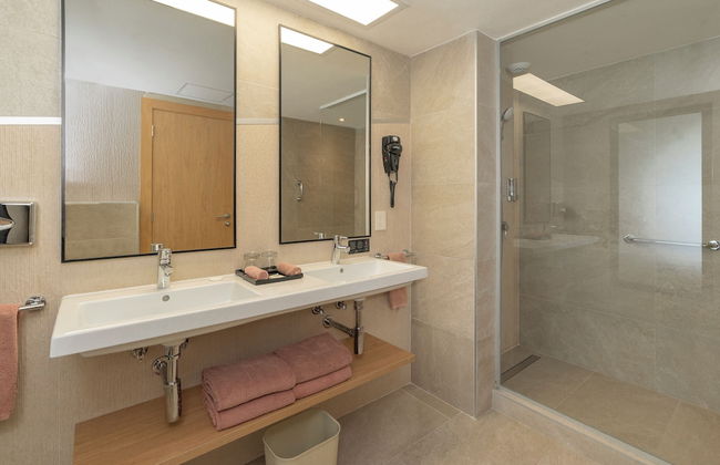 Hotel Riu Caribe - All Inclusive - Photo 21