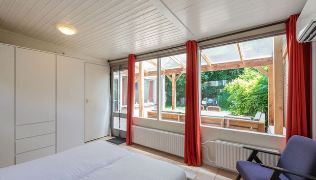 Bungalow in Sint Maartenszee Near Beach - Foto 3, Habitación