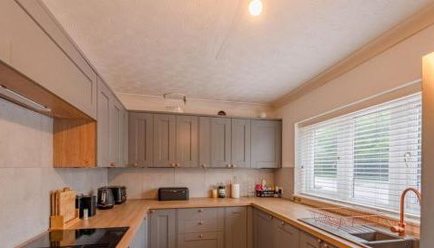 Extensive 4 bed close to Peterborough - Foto 4, stove, dishwasher, pet friendly, toaster, minibar