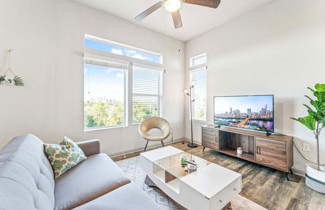 Prime Soco Charming 1BR King Suite w Pool Parking - Foto 26