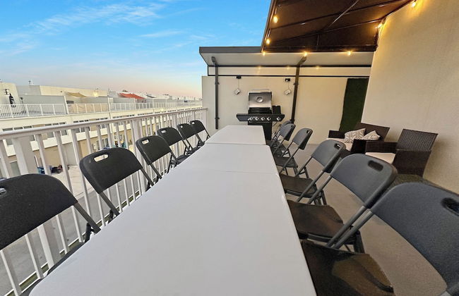 Experience Luna Sky! 65" TV Bar BBQ go FL Keys - Foto 24