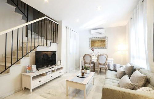 Little LIBERTAD Heart of Cadiz Grupo AC Gestion - Foto 1