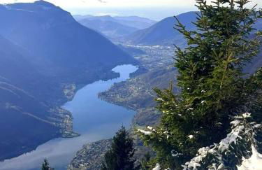 Blondie House - Pool & LakeView - by Host4U - Photo 18