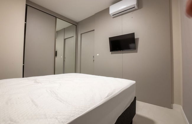 Sunny Flats - Photo 31